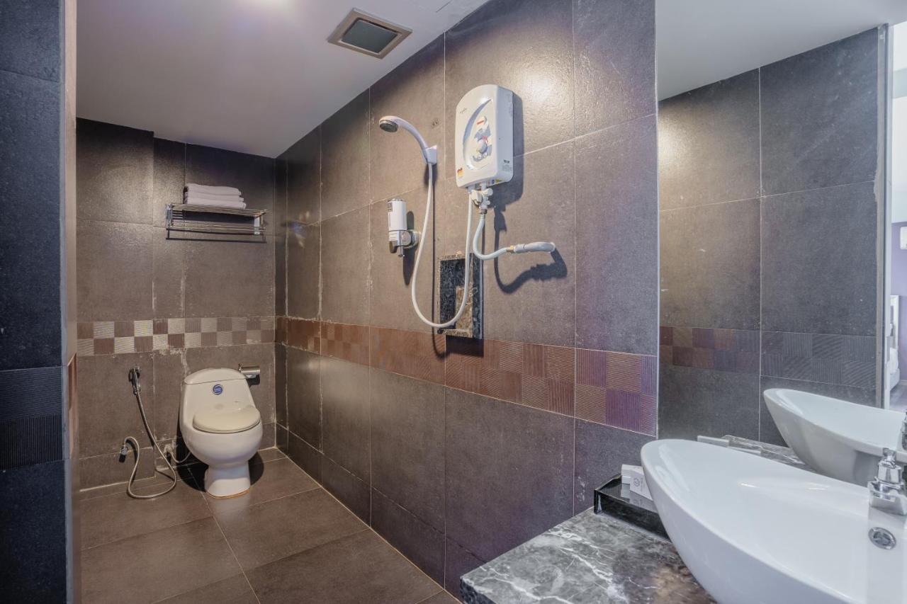 Euro Rich Hotel Melaka Экстерьер фото